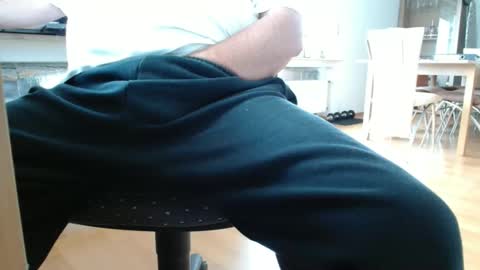 Snapshot of germanandy71 chatting on 11, 9, 2025 germanandy71 online show from 11, 9, 2025