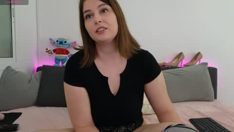 Nadine online show from 6, 1, 2025