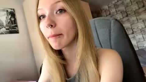 Sophie online show from 28, 6, 2026