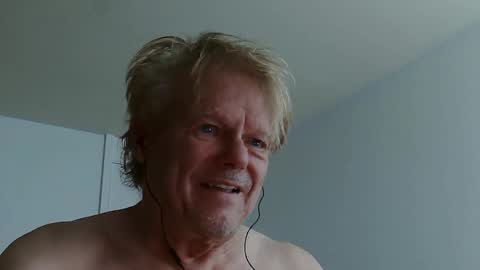 Snapshot of gethyn chatting on 7, 1, 2025 Gethyn online show from 7, 1, 2025