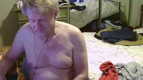 Snapshot of gethyn chatting on 6, 2, 2025 Gethyn online show from 6, 2, 2025