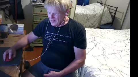 Snapshot of gethyn chatting on 21, 9, 2025 Gethyn online show from 21, 9, 2025