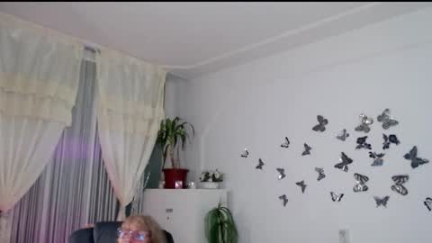 Snapshot of ghertrudequeen chatting on 20, 10, 2025 Ghertrudequeen online show from 20, 10, 2025