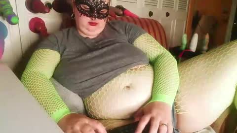 Snapshot of ghostrideaway chatting on 5, 1, 2025 Vakmu online show from 5, 1, 2025