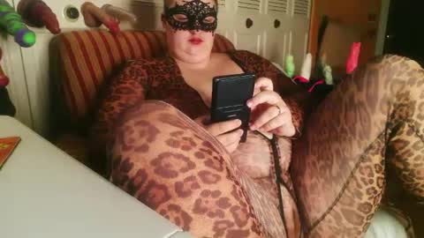 Snapshot of ghostrideaway chatting on 12, 1, 2025 Vakmu online show from 12, 1, 2025