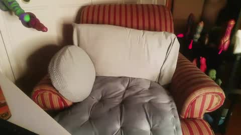 Snapshot of ghostrideaway chatting on 2, 3, 2025 Vakmu online show from 2, 3, 2025