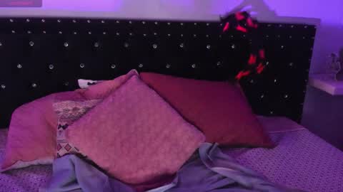 Snapshot of ghosty_doll chatting on 28, 10, 2025 Allison online show from 28, 10, 2025