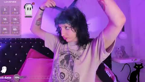 Snapshot of ghosty_doll chatting on 29, 10, 2025 Allison online show from 29, 10, 2025