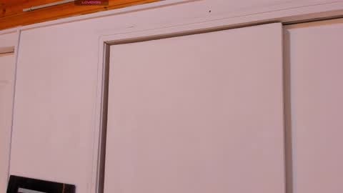 Snapshot of ghosty_doll chatting on 14, 12, 2025 Allison online show from 14, 12, 2025