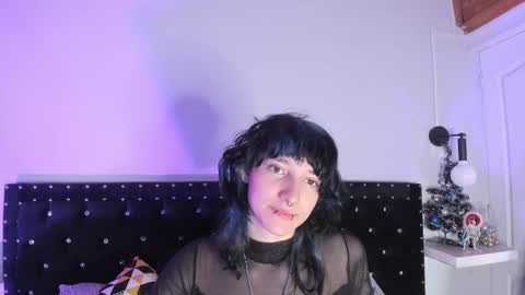 Snapshot of ghosty_doll chatting on 18, 12, 2025 Allison online show from 18, 12, 2025