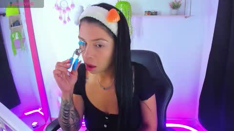 giaaaa   online show from 13, 12, 2025