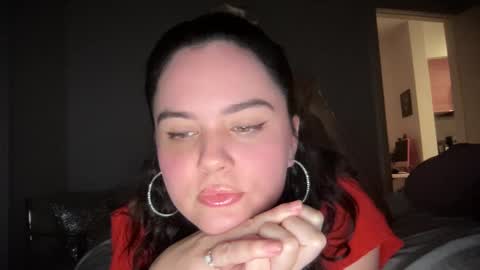 Snapshot of gia_is_horny chatting on 18, 12, 2024 The Queen of Squirt online show from 18, 12, 2024