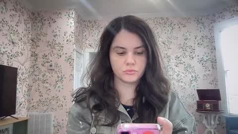 Snapshot of gia_is_horny chatting on 23, 12, 2024 The Queen of Squirt online show from 23, 12, 2024