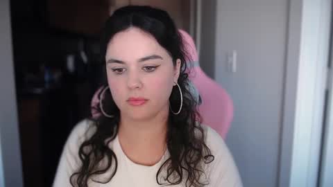 Snapshot of gia_is_horny chatting on 11, 1, 2025 The Queen of Squirt online show from 11, 1, 2025