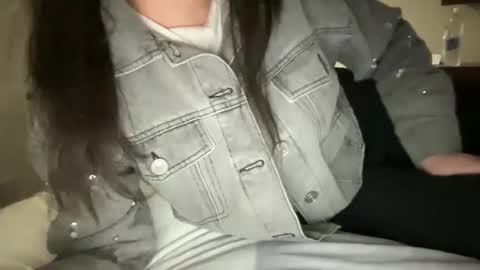 Snapshot of gia_is_horny chatting on 18, 2, 2025 The Queen of Squirt online show from 18, 2, 2025