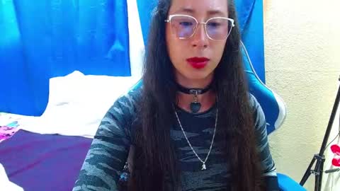 Gia  online show from 5, 6, 2026