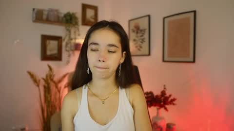 Snapshot of gia_paige18 chatting on 1, 10, 2025 Gia Paige18 online show from 1, 10, 2025