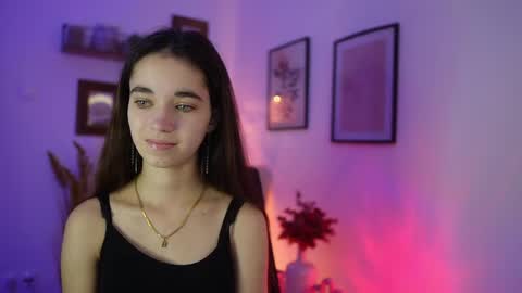 Snapshot of gia_paige18 chatting on 7, 11, 2025 Gia Paige18 online show from 7, 11, 2025