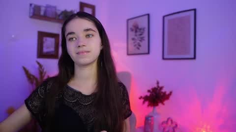 Snapshot of gia_paige18 chatting on 25, 11, 2025 Gia Paige18 online show from 25, 11, 2025