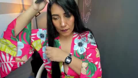 G I A  FOX online show from 3, 3, 2025