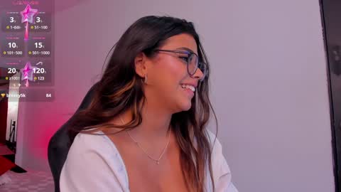 Gia  online show from 11, 1, 2025