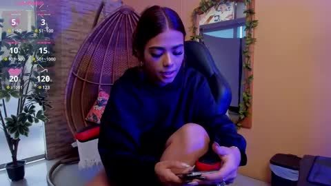 Gia  online show from 5, 3, 2025