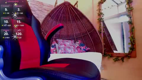 Gia  online show from 5, 3, 2025