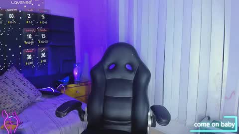 Gia  online show from 24, 10, 2025