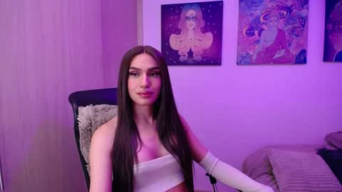 Gia Mint  online show from 29, 4, 2026