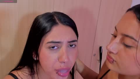 Snapshot of giannagovlea chatting on 28, 1, 2025 giannagovlea online show from 28, 1, 2025