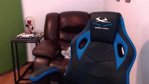 Gianni online show from 1, 12, 2024