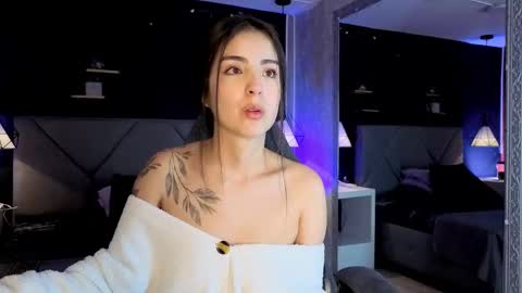 Snapshot of giapearl2 chatting on 14, 10, 2025 Gia online show from 14, 10, 2025