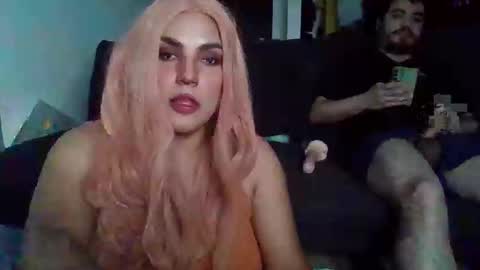 Snapshot of giaplum chatting on 16, 9, 2025 Gia online show from 16, 9, 2025