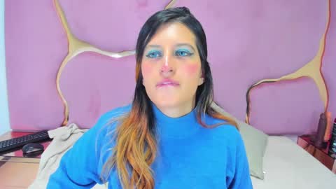 GiaRoussel online show from 11, 1, 2025