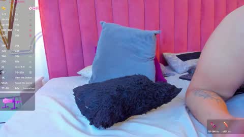 Gigi  online show from 25, 9, 2025