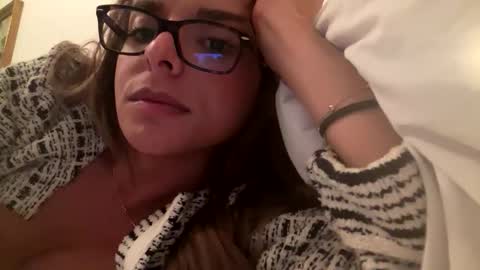 gigi_paris online show from 12, 10, 2025