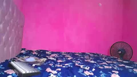 Snapshot of gigi_scott_ chatting on 11, 5, 2026 GIGI STCOTT online show from 11, 5, 2026