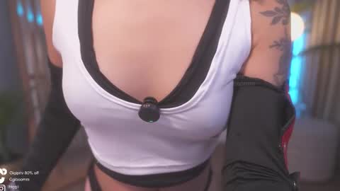 Snapshot of gigi_ulala chatting on 2, 3, 2025 80 off in my OF gigipriv online show from 2, 3, 2025