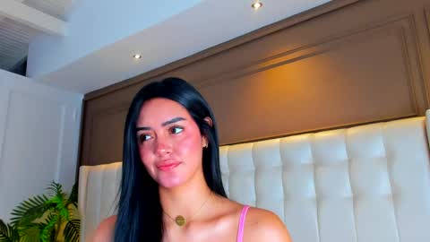 Snapshot of gigi_wilden chatting on 6, 6, 2026 gigi wilden online show from 6, 6, 2026