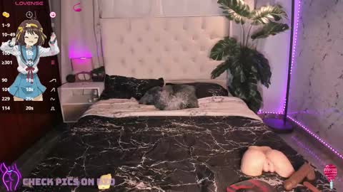 Snapshot of gigi_zahir chatting on 28, 10, 2025 Catty Zahir online show from 28, 10, 2025