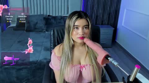 Snapshot of gigiidoll chatting on 27, 1, 2025 Gigi Doll online show from 27, 1, 2025