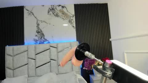 Snapshot of gigiidoll chatting on 10, 1, 2026 Gigi Doll online show from 10, 1, 2026