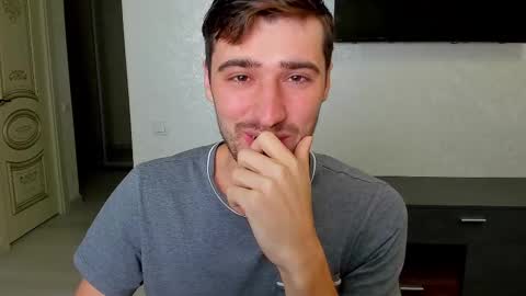 gilbertogonzales online show from 7, 3, 2025