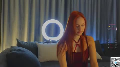 Snapshot of gildedkitten chatting on 17, 9, 2025 Stacy online show from 17, 9, 2025