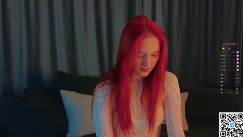 Snapshot of gildedkitten chatting on 7, 10, 2025 Stacy online show from 7, 10, 2025