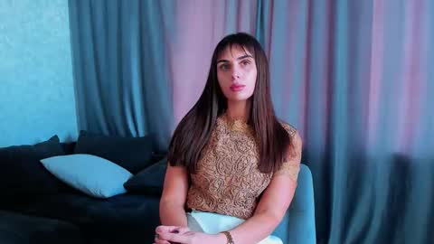 Snapshot of gildedkitten chatting on 21, 10, 2025 Stacy online show from 21, 10, 2025