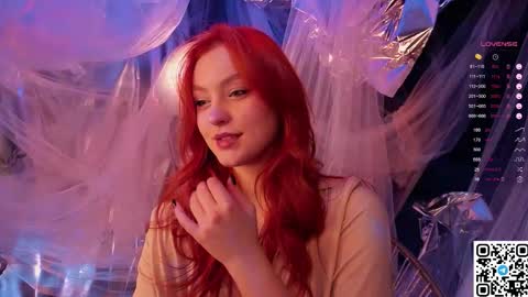 Snapshot of gildedkitten chatting on 19, 12, 2025 Stacy online show from 19, 12, 2025