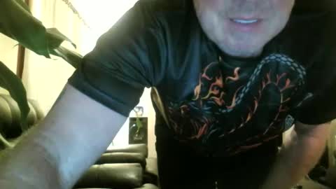 Snapshot of gimmmieoooo chatting on 3, 1, 2025 gimmmieoooo online show from 3, 1, 2025