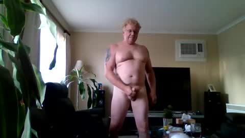 Snapshot of gimmmieoooo chatting on 6, 3, 2025 gimmmieoooo online show from 6, 3, 2025