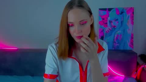 Gina online show from 12, 9, 2025